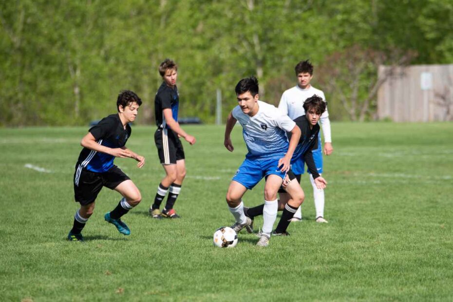 Cómo Hacer las Pruebas para un Equipo de Fútbol